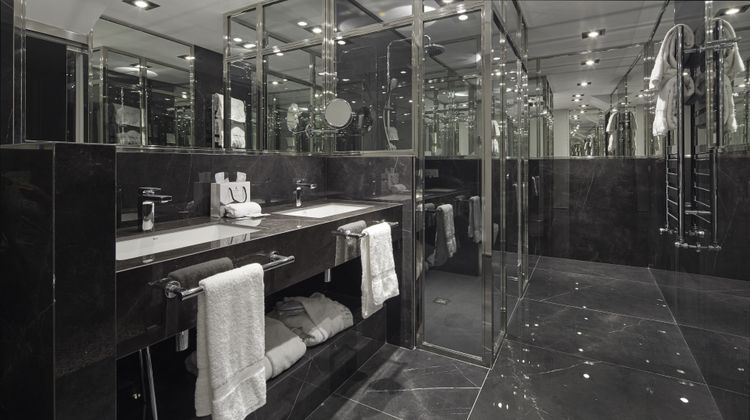 Hotel de Londres y de Inglaterra Room