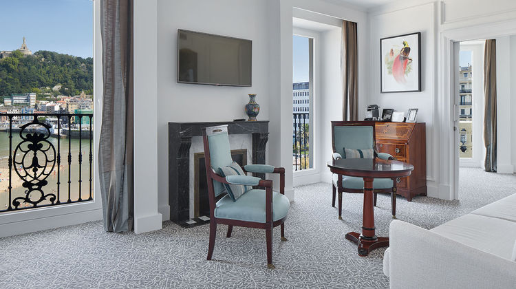 Hotel de Londres y de Inglaterra Suite