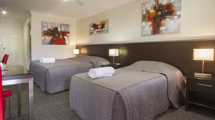 Harvest Lodge Motel Room