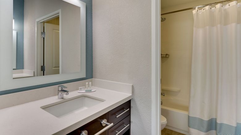 <b>TownePlace Suites Houston I-10 East Room</b>. Images powered by <a href="https://www.leonardoworldwide.com/" title="Leonardo Worldwide" target="_blank">Leonardo</a>.