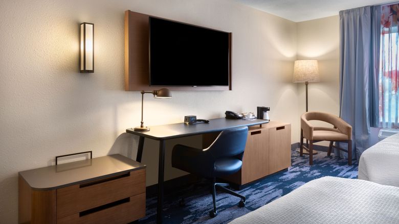 <b>Fairfield Inn & Suites Elizabeth City Room</b>. Images powered by <a href="https://www.leonardoworldwide.com/" title="Leonardo Worldwide" target="_blank">Leonardo</a>.
