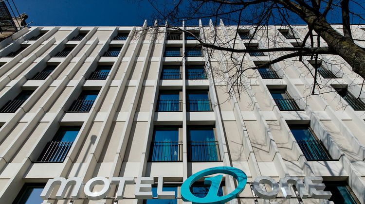 Motel One Aachen Exterior