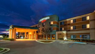 Courtyard by Marriott Alexandria