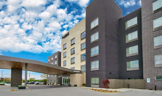 Fairfield Inn & Suites Cincinnati North Exterior