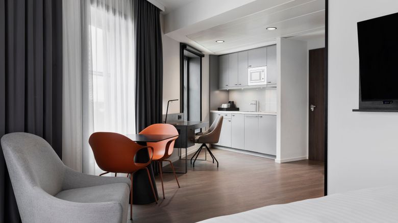<b>Residence Inn Munich Ostbahnhof Suite</b>. Images powered by <a href="https://www.leonardoworldwide.com/" title="Leonardo Worldwide" target="_blank">Leonardo</a>.