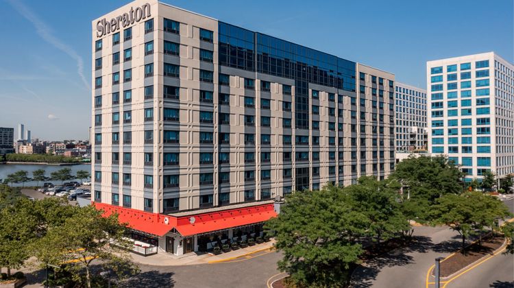 Sheraton Lincoln Harbor Hotel Exterior