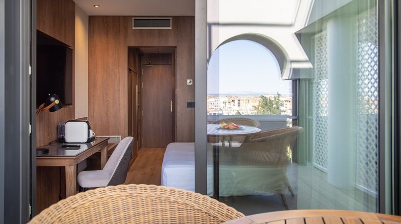 <b>Granada Center Hotel Recreation</b>. Images powered by <a href="https://www.leonardoworldwide.com/" title="Leonardo Worldwide" target="_blank">Leonardo</a>.