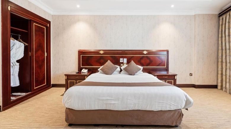 <b>Chairmen Hotel, Doha Room</b>. Images powered by <a href="https://www.leonardoworldwide.com/" title="Leonardo Worldwide" target="_blank">Leonardo</a>.