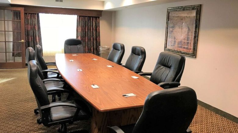 <b>Holiday Inn Express & Suites Zion Meeting</b>. Images powered by <a href="https://www.leonardoworldwide.com/" title="Leonardo Worldwide" target="_blank">Leonardo</a>.