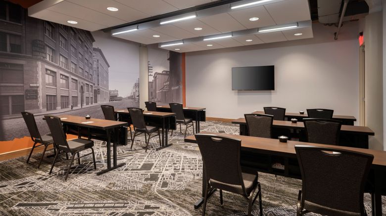 <b>Residence Inn Boston/Downtown/Seaport Meeting</b>. Images powered by <a href="https://www.leonardoworldwide.com/" title="Leonardo Worldwide" target="_blank">Leonardo</a>.