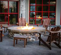 Wildwood Lodge Exterior