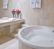 Sercotel Air Penedes Room