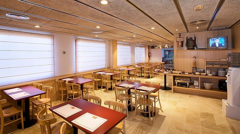<b>Basic Hotel Restaurant</b>. Images powered by <a href="https://www.leonardoworldwide.com/" title="Leonardo Worldwide" target="_blank">Leonardo</a>.