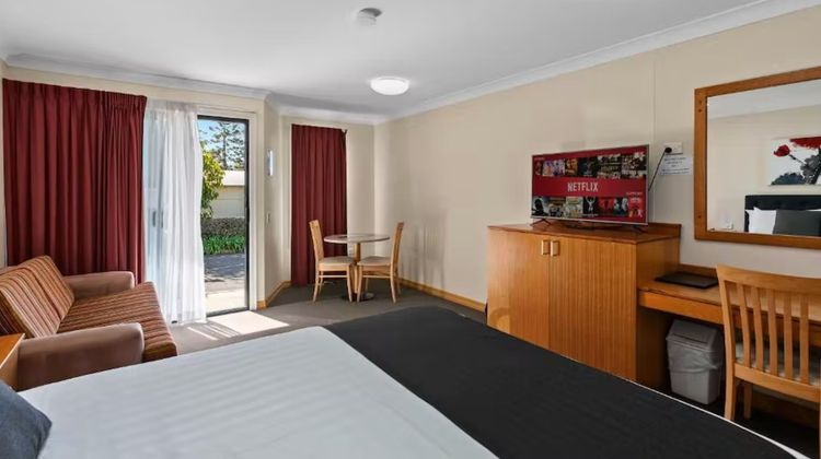 Eastgate on the Range Motel Room