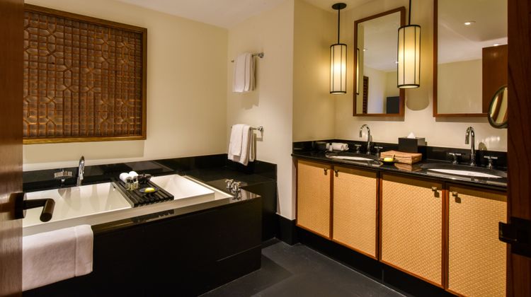 The Setai Lobby