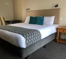 555 Motel Dunedin Room