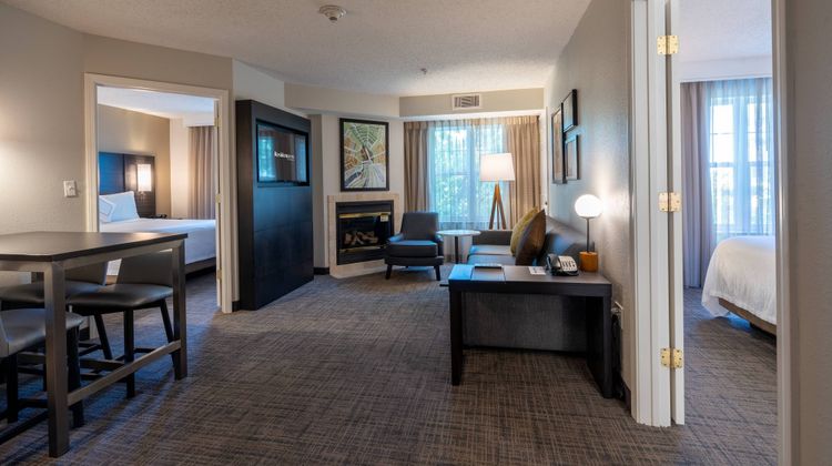 Residence Inn Princeton at Carnegie Ctr Suite