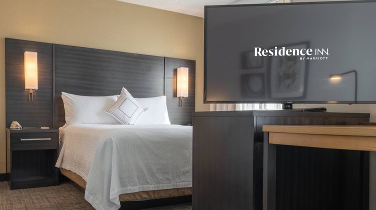 Residence Inn Princeton at Carnegie Ctr Suite