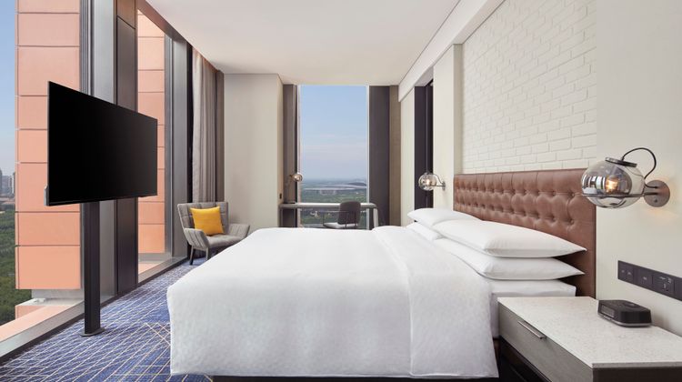 Four Points Conv & Exhibition Center Room