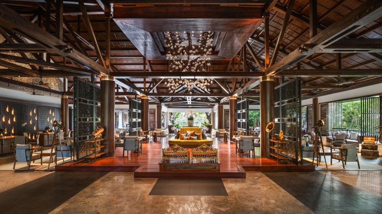 <b>The Laguna, A Luxury Collection Resort Lobby</b>. Images powered by <a href="https://www.leonardoworldwide.com/" title="Leonardo Worldwide" target="_blank">Leonardo</a>.