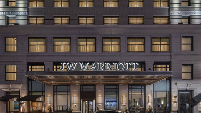 <b>JW Marriott Houston Downtown Exterior</b>. Images powered by <a href="https://www.leonardoworldwide.com/" title="Leonardo Worldwide" target="_blank">Leonardo</a>.
