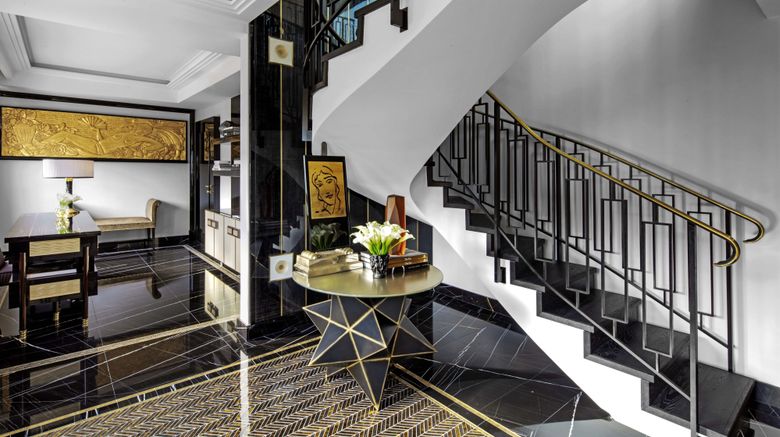 <b>Prince de Galles, Luxury Collection Suite</b>. Images powered by <a href=https://www.travelagewest.com/Hotels/Paris/