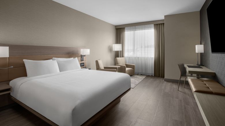 <b>AC Hotel Pittsburgh Southpointe Room</b>. Images powered by <a href="https://www.leonardoworldwide.com/" title="Leonardo Worldwide" target="_blank">Leonardo</a>.