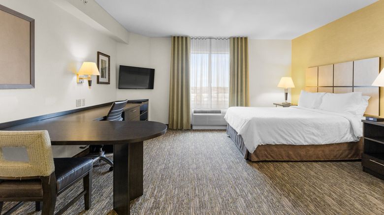 <b>Candlewood Suites Erie Room</b>. Images powered by <a href="https://www.leonardoworldwide.com/" title="Leonardo Worldwide" target="_blank">Leonardo</a>.