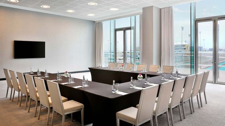 W Abu Dhabi-Yas Island Meeting