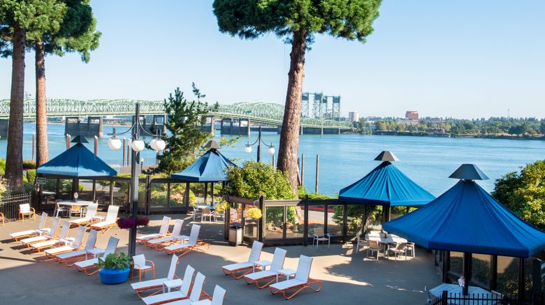 <b>Holiday Inn Portland-Columbia Riverfront Pool</b>. Images powered by <a href="https://www.leonardoworldwide.com/" title="Leonardo Worldwide" target="_blank">Leonardo</a>.