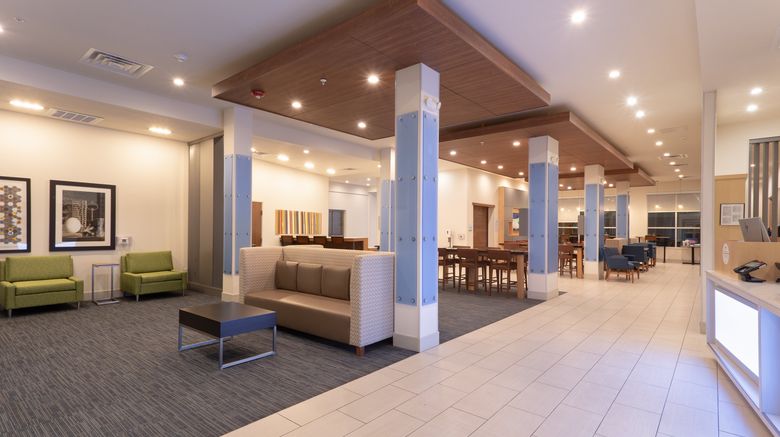 <b>Holiday Inn Express & Suites Firestone Lobby</b>. Images powered by <a href="https://www.leonardoworldwide.com/" title="Leonardo Worldwide" target="_blank">Leonardo</a>.