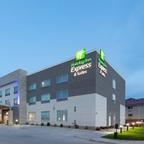 Holiday Inn Express & Suites Firestone