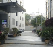 Holiday Inn Express Banjara Hills Exterior