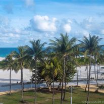 Ocean Drive South Beach Deluxe Suite