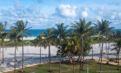 Ocean Drive South Beach Deluxe Suite