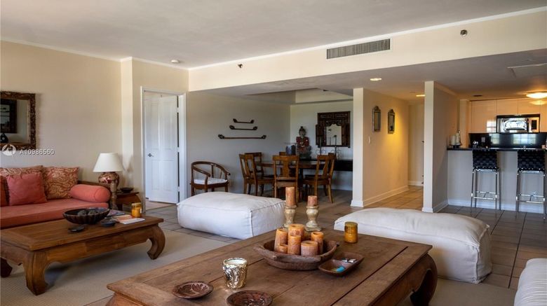 <b>Ocean Drive South Beach Deluxe Suite Room</b>. Images powered by <a href="https://www.leonardoworldwide.com/" title="Leonardo Worldwide" target="_blank">Leonardo</a>.