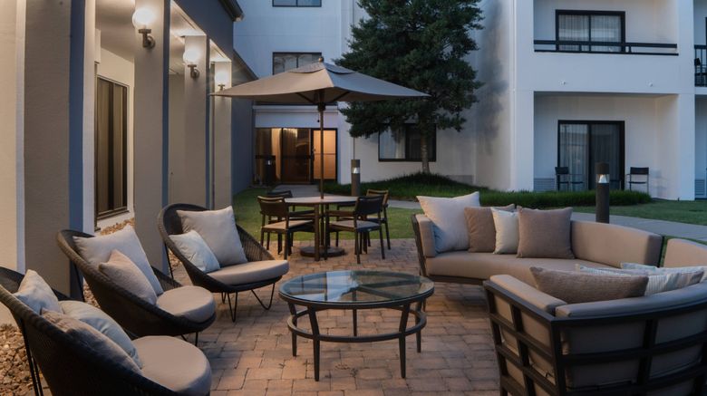 <b>Courtyard Memphis East/Park Avenue Exterior</b>. Images powered by <a href="https://www.leonardoworldwide.com/" title="Leonardo Worldwide" target="_blank">Leonardo</a>.