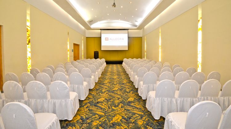 Wyndham Garden Colima Meeting