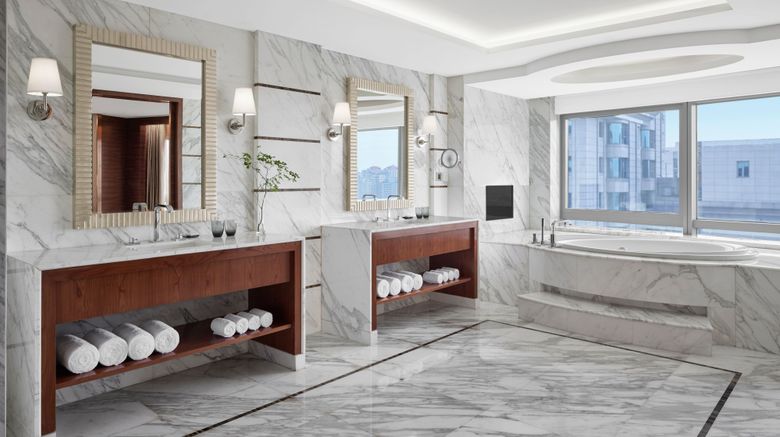 <b>JW Marriott Hotel Beijing Central Room</b>. Images powered by <a href="https://www.leonardoworldwide.com/" title="Leonardo Worldwide" target="_blank">Leonardo</a>.