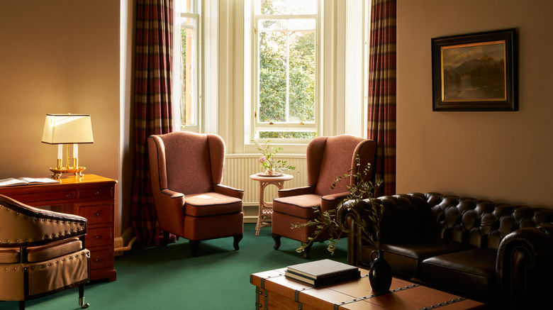 <b>Marine North Berwick Suite</b>. Images powered by <a href="https://www.leonardoworldwide.com/" title="Leonardo Worldwide" target="_blank">Leonardo</a>.