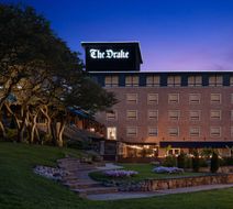 The Drake Oak Brook Autograph Collection Exterior