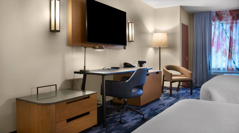 <b>Fairfield Inn & Suites Elizabeth City Suite</b>. Images powered by <a href="https://www.leonardoworldwide.com/" title="Leonardo Worldwide" target="_blank">Leonardo</a>.
