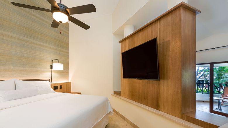 <b>Westin Reserva Conchal-Golf Resort & Spa Room</b>. Images powered by <a href="https://www.leonardoworldwide.com/" title="Leonardo Worldwide" target="_blank">Leonardo</a>.