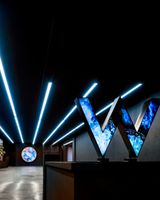 W Toronto