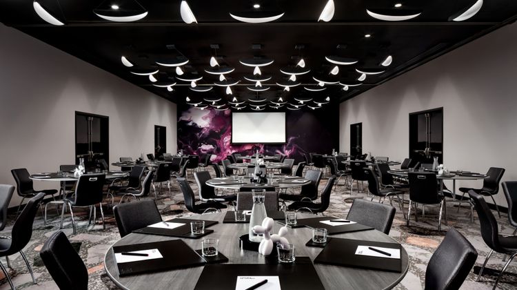 W Toronto Meeting