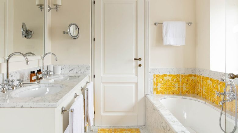 <b>Mezzatorre Resort & Spa Room</b>. Images powered by <a href="https://www.leonardoworldwide.com/" title="Leonardo Worldwide" target="_blank">Leonardo</a>.