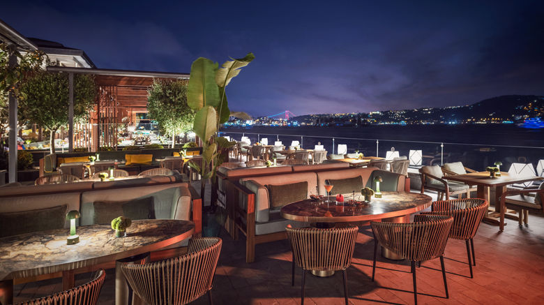 <b>Mandarin Oriental Bosphorus Istanbul Restaurant</b>. Images powered by <a href="https://www.leonardoworldwide.com/" title="Leonardo Worldwide" target="_blank">Leonardo</a>.