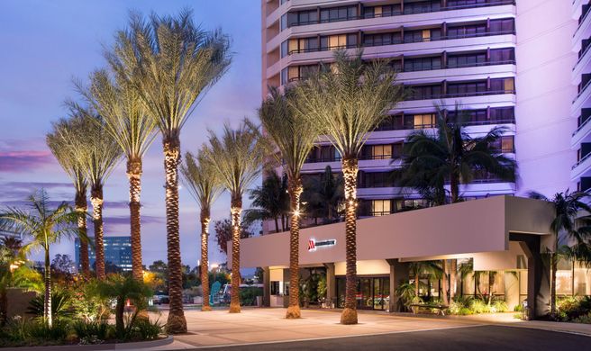 Irvine Marriott Exterior