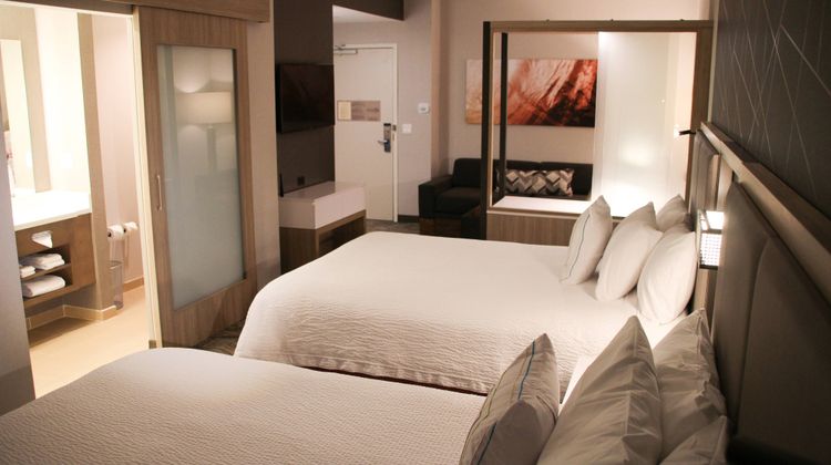 SpringHill Suites Baltimore White Marsh Suite