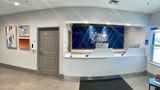 Holiday Inn Express & Suites Lobby